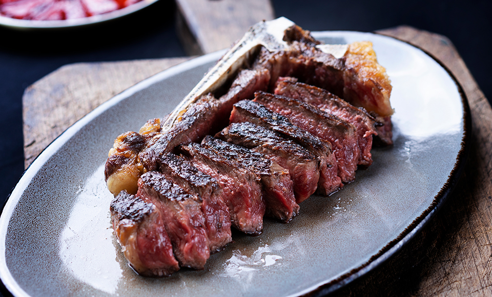 Chuleta asada a la parrilla